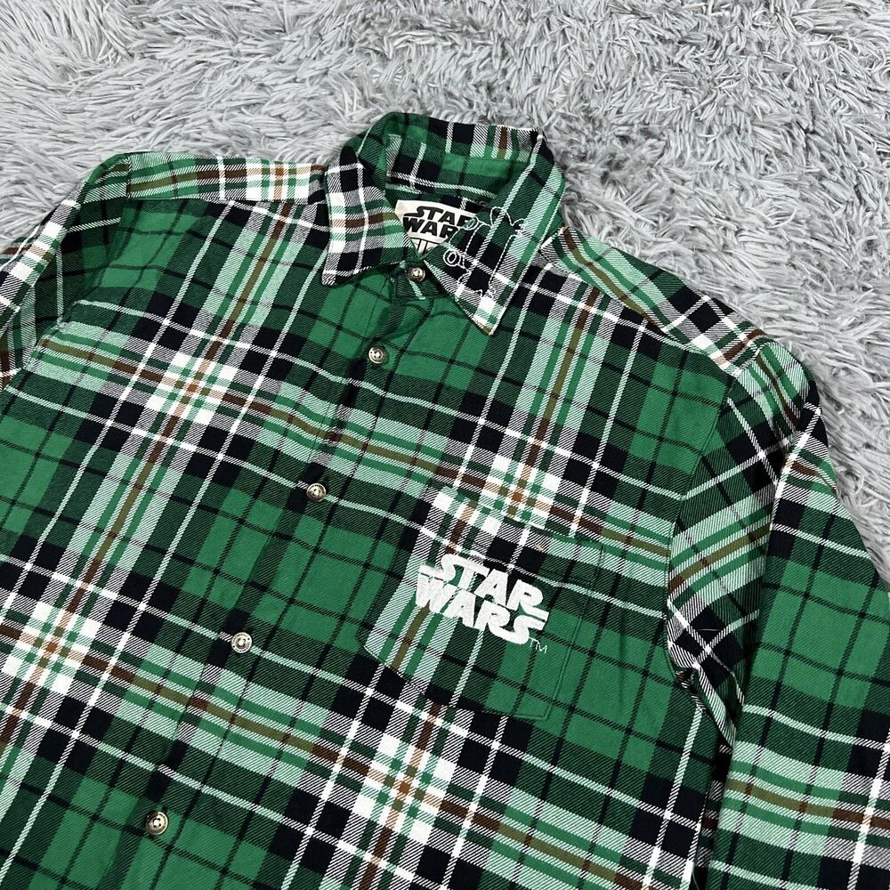 Cakeworthy Shirt Large Green White Button Up Flannel Star Wars The Child Mens